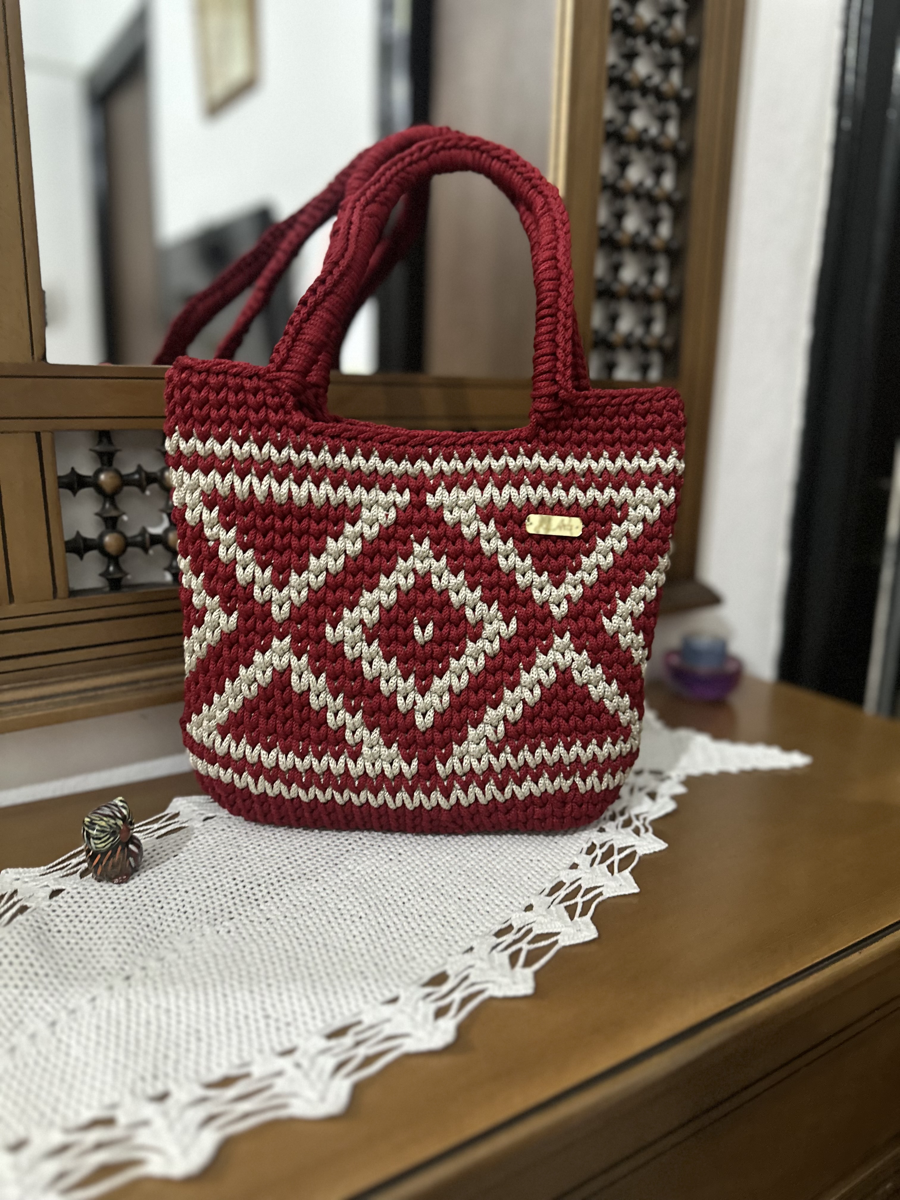 Sac tisser rouge bordeaux et beige