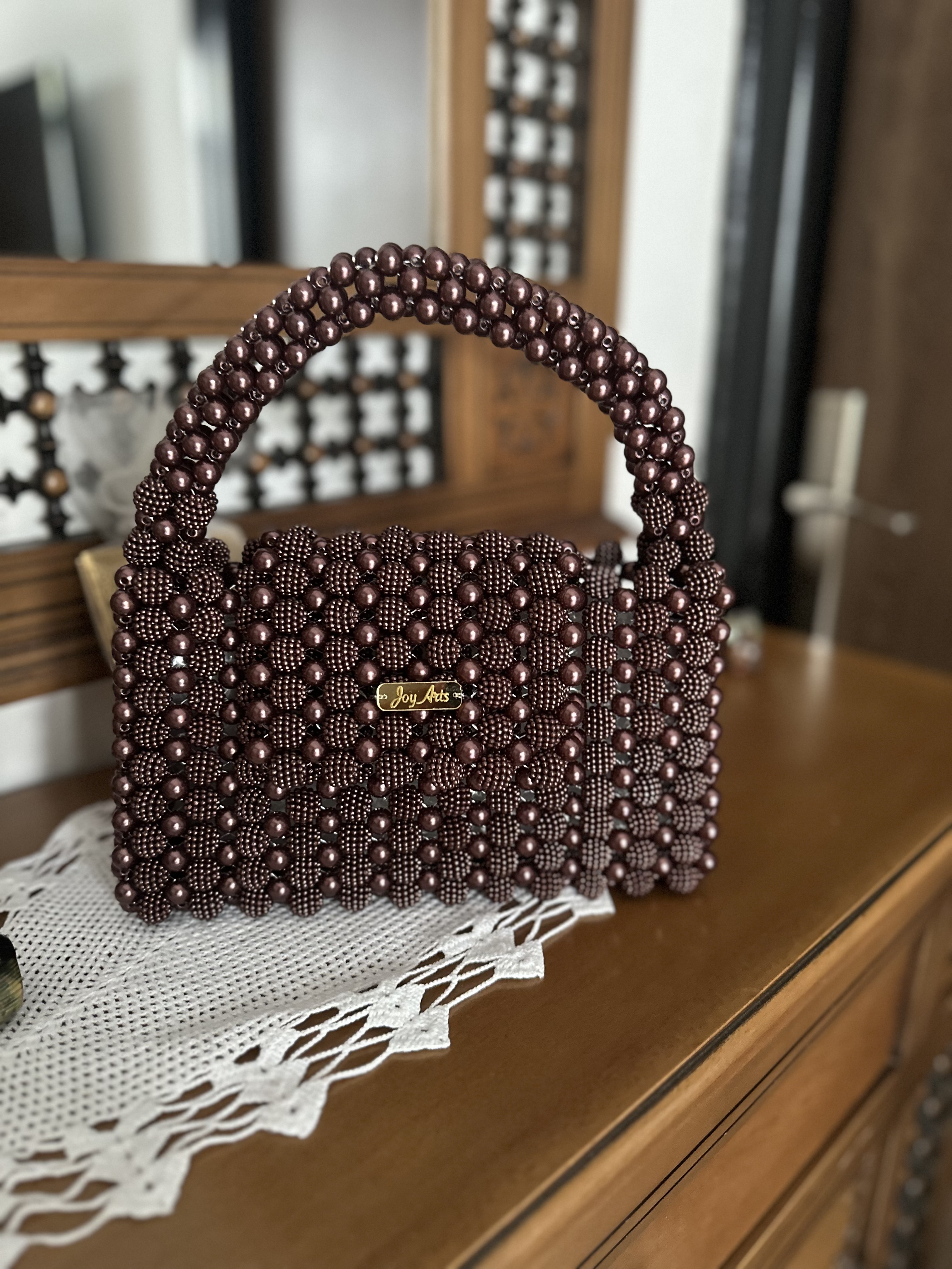 Sac marron perles framboise